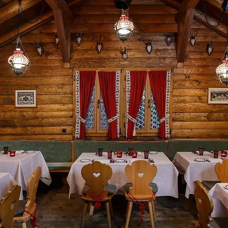 Alpstuga Grand View -