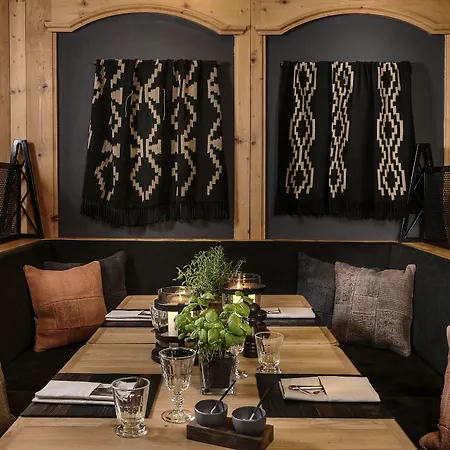 Grand View - Alpstuga